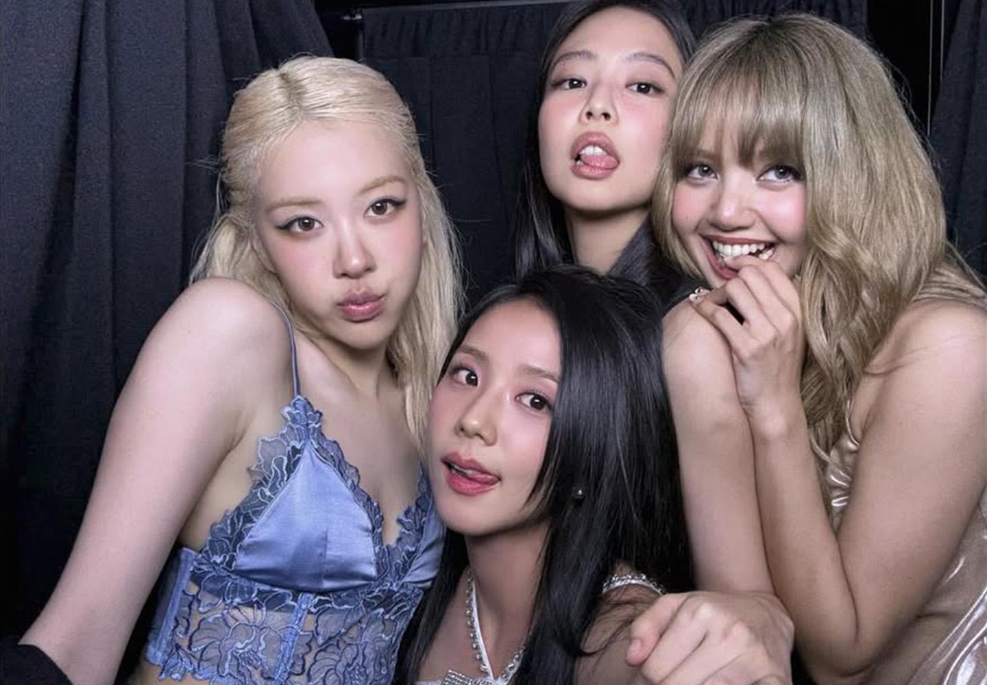 블랙핑크 사복 패션VS콘서트 무대 아웃핏은 어떻게 다를까?