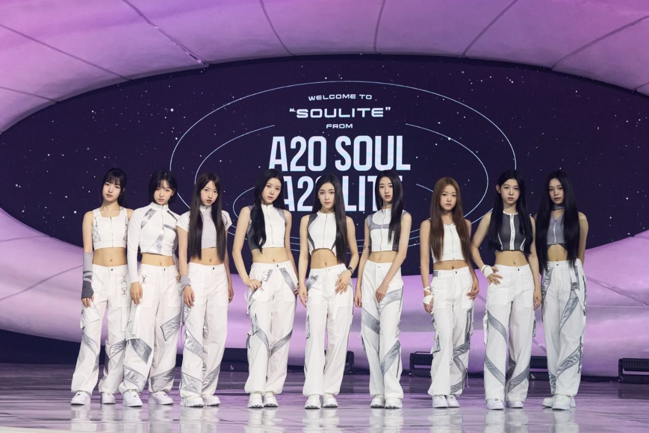 밈까지 터진 A2O LITE 'NEON’…'미혼앤비혼'에서 '올드보이' 군무까지