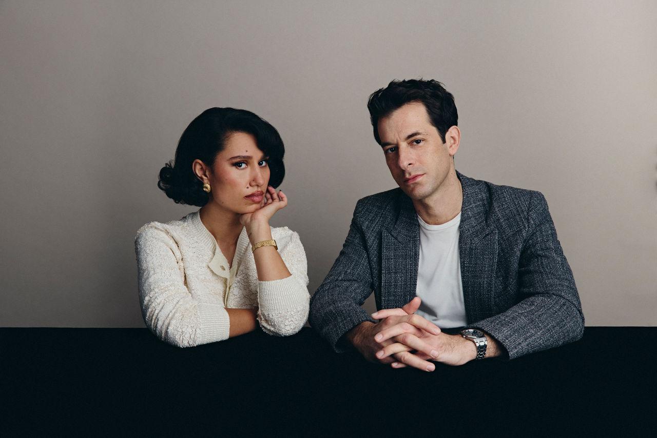 “정확한 감정, 그것이 음악이다” – 마크 론슨(Mark Ronson)이 말하는 창작과 협업, 그리고 시간의 미학
